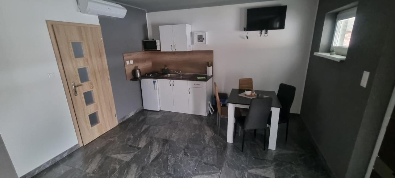 Alexej Apartmany Veľký Meder エクステリア 写真
