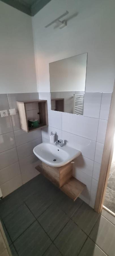 Alexej Apartmany Veľký Meder エクステリア 写真